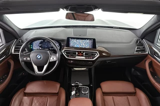 BMW X3 xDrive30e Panoramadak Merino Leder Apple CarPlay Achteruitrijcamera / 8