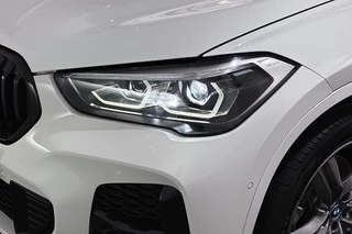 BMW X1 xDrive25e M Sport Sportstoelen Stoelverwarming Apple CarPlay LED / 20