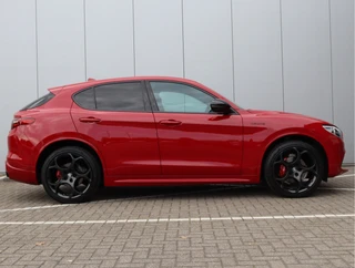 Alfa Romeo Stelvio 2.0 T AWD Veloce  | Leder | H/K | ACC | 21'' / 24