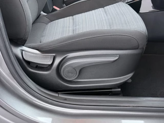 Kia Stonic 1.0 T-GDi MHEV DynamicLine  - Apple Carplay/Android Auto - Achteruitrijcamera - Cruise Control - - Fabrieksgarantie t/m 05-2032 / 42