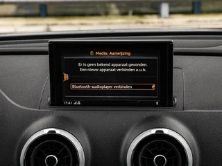 Audi A3 Sportback 30 TFSI Sport S Line Edition | Automaat | 3x S-Line | LED | Navigatie | Cruise Control | 18" / 26