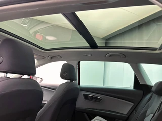 SEAT Leon ST 1.0 TSI FR Business Intense Trekhaak | Panoramadak | Stoelverwarming | Carplay | Camera | Adapt. Cruise | / 22