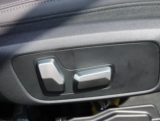BMW iX3 High Executive 80 kWh| Panoramadak | SOH 93,7% / 39