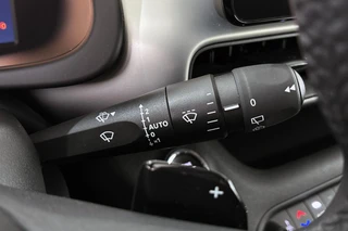Jeep Avenger 1.2 e-Hybrid Altitude Keyless JBL Camera Elektrische Achterklep / 34