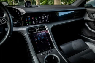 Porsche Taycan Sport Turismo 4S 93 kWh  Panorama 21" Sport Chrono 360 Camera Warmtepomp / 12
