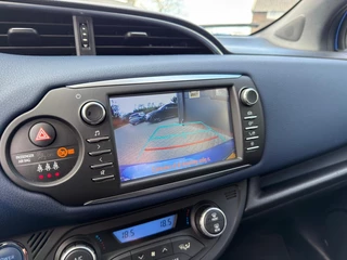 Toyota Yaris 1.5 Hybrid Bi-Tone Camera | Cruise control | NAP / 14