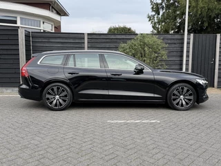 Volvo V60 Inscription 2.0 T4 190PK Automaat Navigatie, Leder, Elektrische Voorstoelen, Keyless, Elektrische Kofferklep, Stoelverwarming, Parkeersensoren, Trekhaak 13P automatisch wegklapbaar / 6