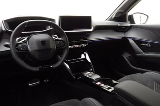 Peugeot 208 1.2 Hybrid 145pk e-DCS6 GT | Alcantara | Adaptieve Cruise Control | Navigatie | Climate Control / 8