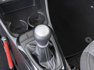 Kia Picanto 1.0 DPI DynamicLine  - Achteruitrijcamera - Cruise control - AppleCarplay/Android Auto - Fabrieksgarantie Tot 2032 / 32