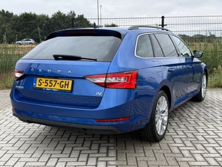 Škoda Superb Combi 1.4 TSI iV Business Edition Camera | PDC | Carplay | Stoelverwarming | / 2