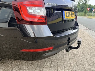 Škoda Octavia Combi 1.5 TSI Style 150pk DSG  | Trekhaak | Apple/Android | Adapt. Cruise | Stoelverwarming | PDC | ECC / 67