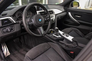 BMW 4-serie Gran Coupé 420i High Executive M Sport | Innovation pakket | Head-up display | LED adaptief | HiFi audio | Keyless entry | Shadow Line | Grootlichtassistent | Stoelverwarming / 13