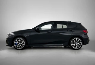 BMW 1-serie M135i xDrive | Camera | Stoelverwarming |Harman/Kardon | HeadUp Display | Cruise Control / 4