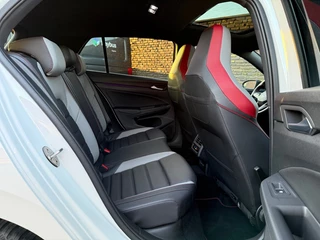 Volkswagen Golf 2.0 TSI GTI Panodak Leer Stoelverkoeling Head-Up / 25