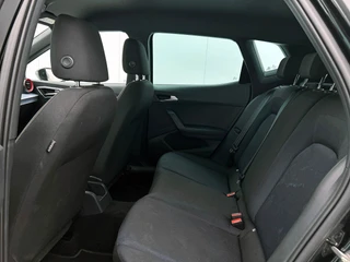 SEAT Arona 1.0 EcoTSI FR Business Connect CarPlay | Cruise Control | Parkeersensoren | / 24