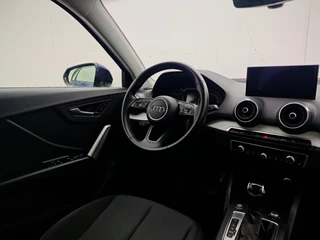 Audi Q2 35 TFSI Pro Line | Trekhaak | Panodak | Adaptive Cruise | Camera | Stoelverw. | CarPlay / 10