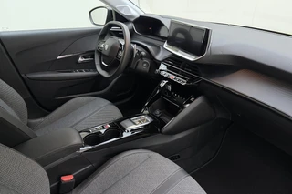 Peugeot 208 1.2 Hybrid 110 e-DCS6 Allure | Lichtmetalen velgen | Automaat | Apple Carplay/Android Auto | Cruise Control / 4