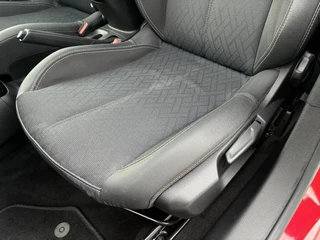 Opel Corsa 1.2 Turbo Elegance | Airconditioning | Navigatie | Elektrisch Pakket | Cruise control | LM-Velgen | Parkpilot / 38