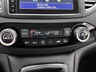 Honda CR-V 2.0 S | Cruise control | Stoelverwarming | Navigatie | Camera | Trekhaak / 27
