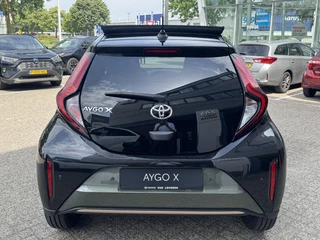 Toyota Aygo X PREMIUM CABRIO KEYLESS PARK-SENSOREN STOELVERWARMING APPLE/ANDROID LM-VELGEN 18" / 5