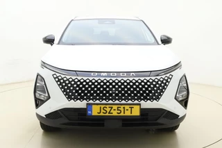 Omoda 5 1.5 T-GDi SHS-H Premium DEMO | Panoramisch Schuif/kanteldak | Keyless | Lederen bekleding | Stoelverwarming | Snel rijden | 7 Jaar fabrieksgarantie / 7