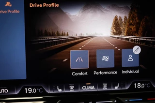 CUPRA Formentor 1.5 TSI e-Hybrid Business | NIEUW | ECLIPSE PACK | MATRIX LED | STUURVERWARMING | DAB | APPLE | CAMERA | 19" / 7