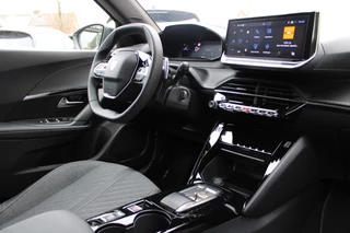 Peugeot 2008 1.2T Allure Pack  | Adaptieve cruise | BLIS | Camera | Led / 7