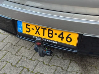 Toyota Auris 1.6 TREND TREKHAAK 1300KG TREKGEW 1E-EIG NL-AUTO DEALER ONDERHOUDEN STOELVERW 16'' LM-VELGEN CAMERA BLUETOOTH / 29