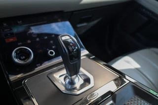 Land Rover Range Rover Evoque 1.5 P300e AWD R-Dynamic SE  | NAP! | MERIDIAN SURROUND | ELEK TREKHAAK | STOELVERW | CAMERA | APPLE CARPLAY | / 31