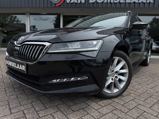 Škoda Superb COMBI 1.5 TSI ACT Business Edition - Automaat Stoelverw. Navi Camera 17inch LMV / 11