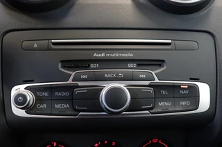 Audi A1 Sportback 1.0 TFSI 96pk Adrenalin 5 deurs  / Navigatie / Bluetooth / S Line Exterieur / Cruise Control / LED Achterlichten / Mistlampen / Lederen Sportstuur / Multifunctioneel Stuurwiel / 17 Inch / 21