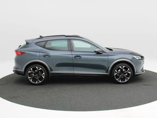 CUPRA Formentor 1.4 e-Hybrid 204 Pk / 10