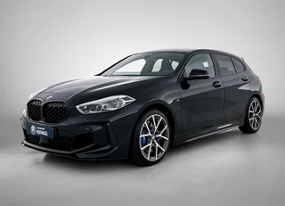 BMW 1-serie M135i xDrive | Camera | Stoelverwarming |Harman/Kardon | HeadUp Display | Cruise Control