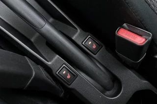 Suzuki Ignis 1.2 Smart Hybrid Select 83pk | Airco | Trekhaak | Navigatie | Stoelverwarming | Camera | Lichtmetalen Velgen | Apple Carplay - Android Auto | Hoge Instap / 28