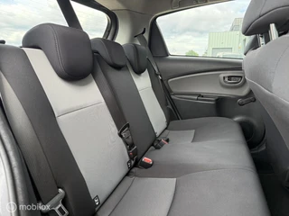 Toyota Yaris 1.5 Hybrid Dynamic / Invalide Auto / Cam / Navi / 10