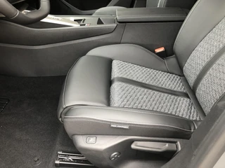 Peugeot 308 SW 1.6 Plug-in Hybrid 195 Allure 195pk | Rondom Camera | Stoel - Stuurverwarming | Trekhaak | Climate Control | Apple Carplay - Android Auto | Keyless Start / 11