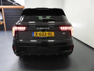 Lynk & Co 01 1.5 PHEV BlackEdition NAVI/360CAM/SCHUIFDAK/LED/20"LMV! / 45
