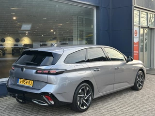 Peugeot 308 SW 1.2 Turbo 130 PK Allure | Automaat | Trekhaak 1400 KG | Navigatie | 360 Graden HD Camera | Full LED Verlichting | Cruise Control | Keyless Entry | Dode Hoek Detectie | Adaptieve Cruise Control | Digitaal Dashbord | 17" Lichtmetalen Velgen | / 9