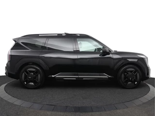 Kia EV9 GT-Line AWD 99.8 kWh - Prijs incl. inruilpremie - 7 zits - Panoramadak - 360 graden camera - Head-Up Display - Meridian Audio - Fabrieksgarantie tot 02-2033 / 10