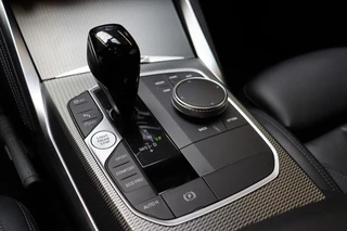 BMW 4 Serie Gran Coupé 420i High Executive M Sport Pakket Automaat  / Live Cockpit Professional / Schuif-/kanteldak / Leder / DAB / Stoelverwarming / 19 Inch / Shadow Line / Active Cruise Control / LED / M Sportremsysteem / Achteruitrijcamera / Extra Getint Glas / 21