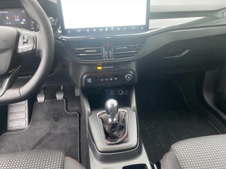 FORD Focus 1.0 EcoBoost Hybrid 125pk ST-Line / 23