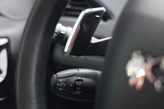 Peugeot 208 1.2 PureTech Active|Parelmoer wit|Automaat|Airco|Cruise|Telefoon|PDC / 15