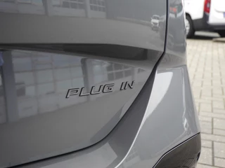 Peugeot 308 SW 1.6 Plug-in Hybrid 195 Allure | Nieuwe auto | Camera voor en achter | Trekhaak | Adaptive cruise control | Full led | 7,4kw onboard charger | Stoel en stuurverwarming / 13