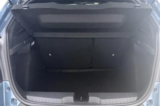 Fiat Grande Panda La Prima 11 kW 44 kWh | Navigatie | Camera | Stoelverwarming | Stuurverwarming | Cruise control | LED verlichting | Lichtmetalen velgen / 16