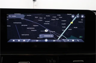 Omoda 5 EV Premium 61 kWh *DEMO* - Stoel/Stuurwiel verwarming - Schuif/Kanteldak - Navigatie - Adaptief Cruise Conrole - WLTP 402 KM - 7 Jaar fabrieksgarantie / 56
