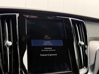 Volvo S60 2.0 T4 R-Design 190pk | Org. NL Top staat! / 30