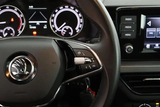 Škoda Scala 1.0 TSI 110pk H6 Sport Business / 19