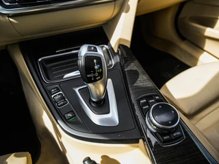 BMW 3 Series Gran Turismo 320i High Executive Leder | Xenon | Sportstoelen | Memory | Stoelverwarming | Navi | PDC v+a / 18