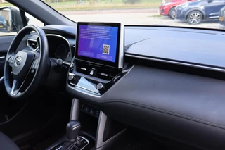 Toyota Corolla Cross Hybrid 140 Style TREKHAAK STOEL&STUURVERW. DODEHOEK DETECTIE EL-A.KLEP KEYLESS / 14
