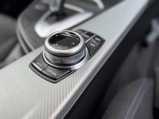 BMW 3 Serie 318i Executive M Sport I Navigatie I Trekhaak I Xenon I Dealer ond. I NL auto / 32